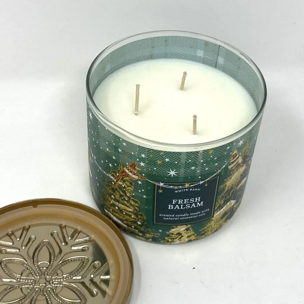 Bath & Body Works scented candle
